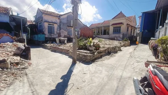 Bán Lô đất phường Ninh thủy Biển Dốc Lết DT 147m thổ cư Cách biển 65 m