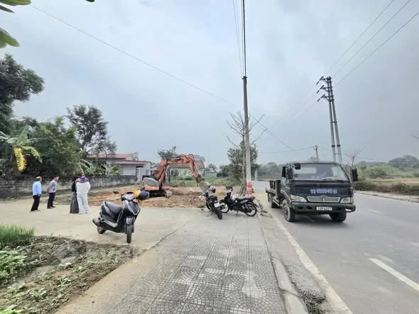 Em bán lô đất 3 mặt tiền siêu tiềm năng tại TDP Lán Than Thị Trấn Đại Đình Tam Đảo