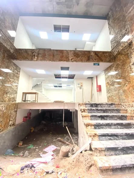 Bán Toà Nhà Văn Phòng 9 Tầng Lô Góc Thông Ô Tô Tránh Tại Xã Đàn