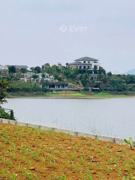 Bán lô góc bám hồ Đồng Chanh tại Cư Yên, Lương Sơn