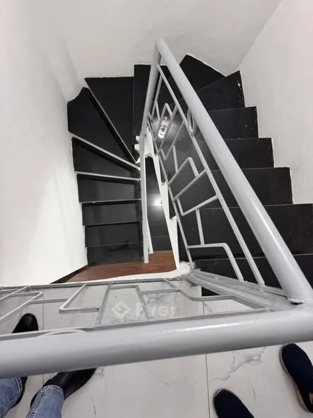 Chỉ nhỉnh 3 tỷ có nhà Đê La Thành trung tâm Quận Đống ĐaDiện tích 15m 4 tầng