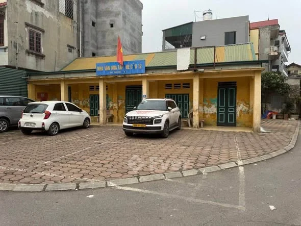 NHÀ ĐANG XÂY DỰNG CỔ BI - GIA LÂM - HÀ NỘI Diện tích 59m2 Mặt tiền 4,0m, thửa đất vuông vắn