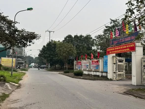 ĐẤU GIÁ MY HẠ MẶT ĐƯỜNG TRỤC CHÍNH BỆNH VIỆN THANH OAIDiện tích: 97.6m²