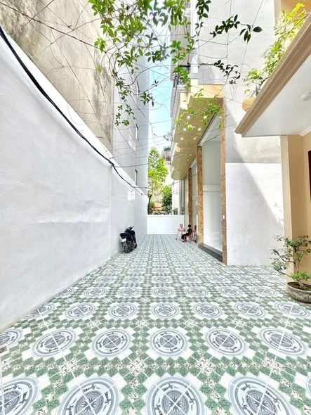 ĐỊNH CÔNG THƯỢNG 7 TẦNG THANG MÁY – LÔ GÓC ĐẲNG CẤP Ô tô đỗ cửa, vào nhà cực tiện