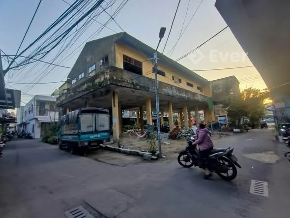 NHÀ GÁC LỬNG ĐÚC – Ô TÔ ĐỖ CỬA – GẦN CHỢ TÂN AN- ĐƯỜNG TRƯỜNG CHINH -THANH KHÊ Thông tin nhà: