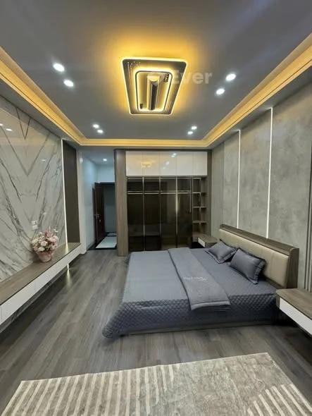 AN DƯƠNG VƯƠNG - TÂY HỒ, dt 41m2, 6 tầng thang máy, 9tỷ99. Rất gần ô tô, ngõ thông