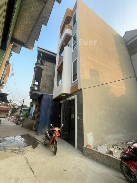 Bán căn nhà xây mới tại Thụy Hương, Chương Mỹ, Hà Nội