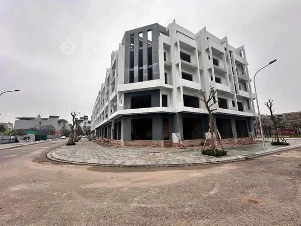 KĐG TQ5 Nguyễn Mậu Tài 101m² 20.7 tỷ Lô góc – 2 mặt tiền – View công viên Gia Lâm