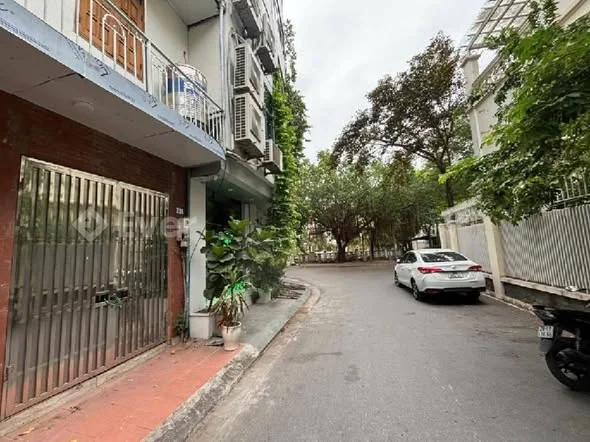 MẶT PHỐ NGAY NGUYỄN VĂN LỘC 38m, 10,xtyPHÂN LÔ VỈA HÈ Ô TÔ TRÁNH - VÀI BƯỚC RA HỒ