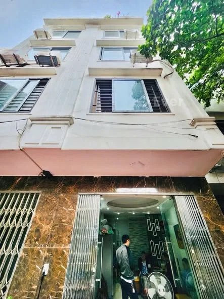 Nhà 5 Tầng Phố Trần Cung -TT Bắc Từ Liêm-DT30m2, 5 tầng, ngõ nông, chỉ việc ở