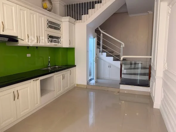 Bán nhà Định Công - Hoàng Mai.• Vị trí đẹp mặt ngõ thông, kinh doanh - ôtô tránh