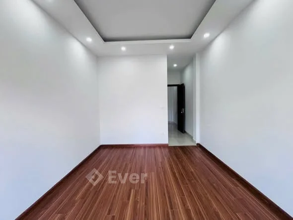 CHÍNH CHỦ BÁN CĂN YÊN BỆ - KIM CHUNGĐT 30m 5 Tầng ngõ thông