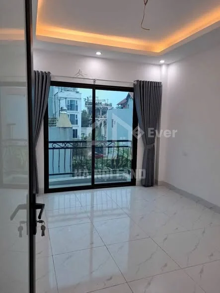 BÁN NHÀ LIÊN MẠC – BẮC TỪ LIÊM – 4 TẦNG XÂY MỚI – Ô TÔ ĐỖ CỬA – GIÁ 5.3 TỶ