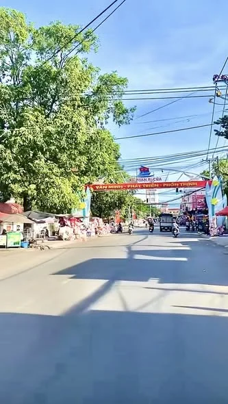 Nhà mặt tiền đường Thống Nhất - xã Phan Rí Cửa - Lâm Đồng, gần chợ, ủy ban, các ngân hàng