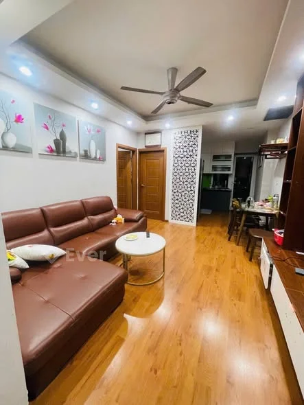 Bán căn hộ 69m toà Gemek 1 giá chỉ 4.2x tỷ (có thương lượng) Nằm ngay góc giao Lê Trọng Tấn