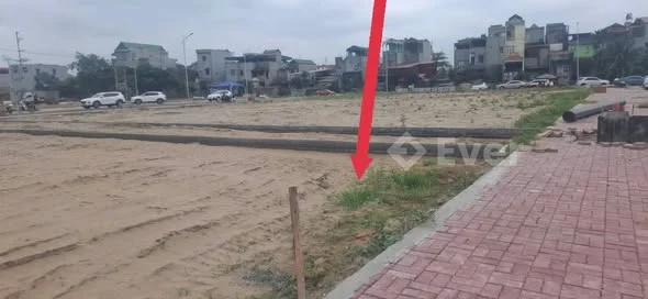 CƠ HỘI CHO CÁC BÁC ĐẦU TƯ ĐẤT THÀNH PHỐ CÂY XANH VỈA HÈ GIÁ QUÁ RẺ Giãn Dân Tính Linh - Thỏa thuận - 68m²