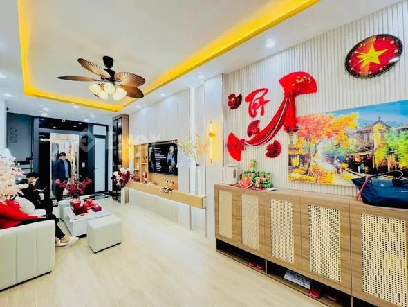 HIẾM QUÁ LÊ THANH NGHỊ - 40M2- 2 THOÁNG TRƯỚC SAU - XÂY MỚI ĐỘC LẬP