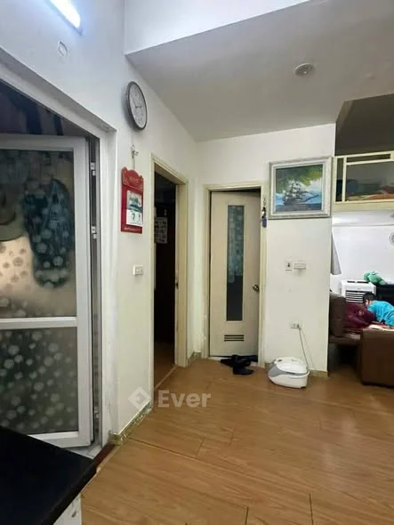 Chung cư Linh Đàm - Hoàng Mai - 48 m2 - Tầng 17 - 2,8 tỷ+ HĐMB, 2 ngủ, tặng nội thất