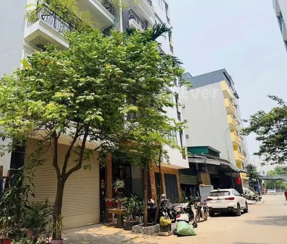 Phân lô Đấu Giá Cuối Bà Triệu - Nhà 7 Tầng Thang Máy Full Nội Thất Gỗ - 1 tỷ - 55m²