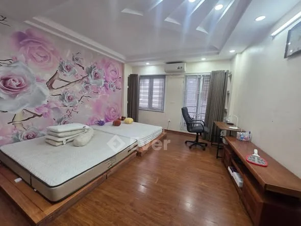 Bán nhà 4 tầng tại Ngọc Thụy, Long Biên