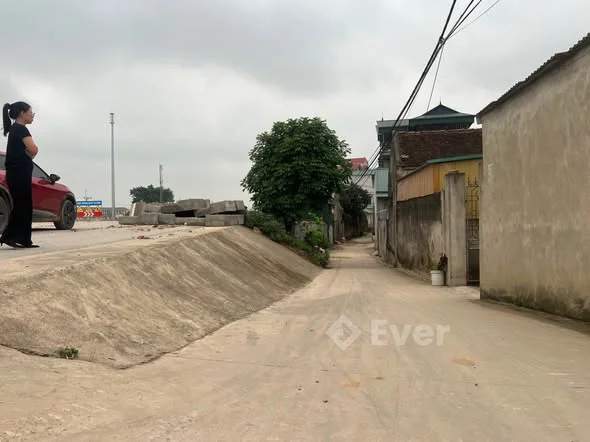 Chính chủ gửi lô đất tại KHU PHỐ ĐẠI TRẠCH Diện tích 90m2, mt 6m30, nở hậu 6m48