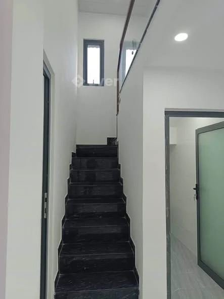 Bán nhà 3 lá kiệt ô tô thông 65 Phạm Như Xương gần đuờng chính .DT : 40m2 DTSD: 70m2