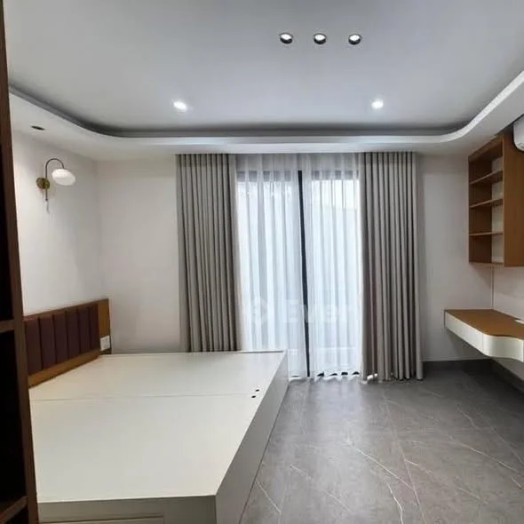 Phạm Tuấn Tài- Oto ngủ ngày đêm - 70m2 - 3 bước chân ra phố lớn. - Nhà đẹp sẵn ở, full nội thất sang