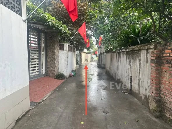 CHỈ 1 LÔ DUY NHẤT TẠI ĐÔNG NGÀN - ĐÔNG HỘIDiện tích: 50m2 - Mặt tiền 4m.Thế đất đẹp, vuông vắn