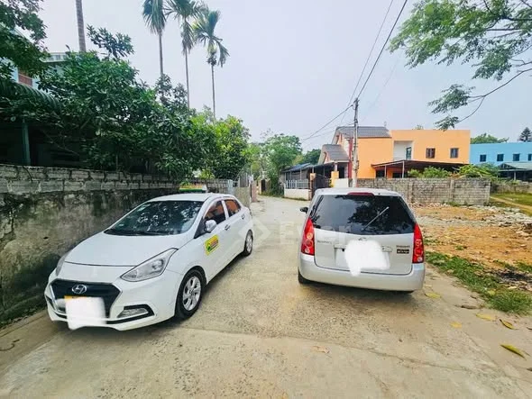 CHÍNH CHỦ GỬI BÁN Lô đất 153 m2 - Lô góc 2 mặt tiền.Vị trí đất ở Thôn Đồng Vàng - Xã Phú Cát - Thỏa thuận - 153m²