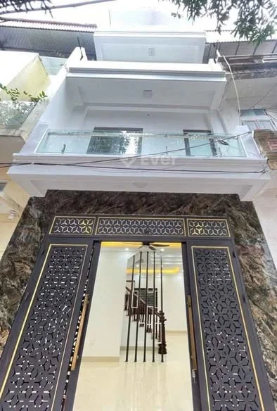 NHÀ MỚI 6 TẦNG THANG MÁY – NGÕ 298 NGỌC HỒI – SỔ ĐẸP – CHỐT NHANH