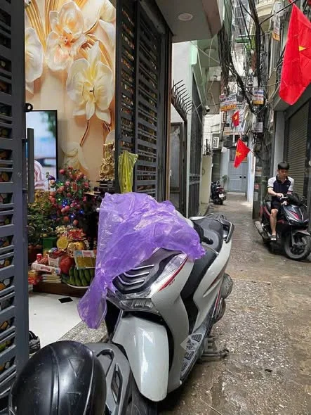 e cần b.án nhà Gốc Đề - 4 tầng - Hoàng Mai - nhà xây kiên cố, hàng xóm thân thiện 4t - 2pn