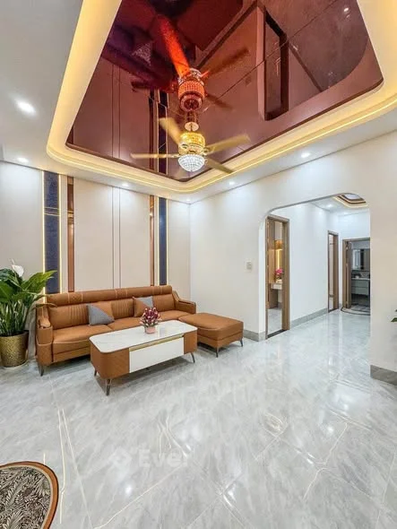 NCBÁN NHÀ TRỆT FULL NỘI THẤT. HẺM 138 TRẦN HƯNG ĐẠO. GIÁ 2,280TY__