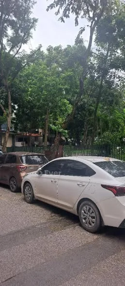 HIẾM – MẶT PHỐ DUY TÂN – VỈA HÈ RỘNG – 3 Ô TÔ TRÁNH ĐỖ