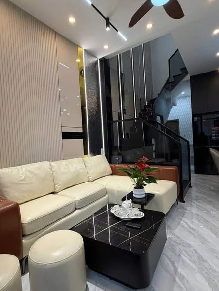 Chào bán nhà 3 tầng (3 mê) FULL nội thất – kiệt Ông Ích Khiêm, trung tâm quận Hải Châu