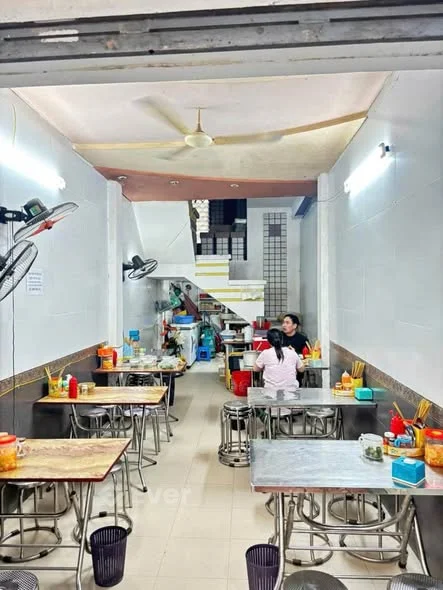 VỈA HÈ, Ô TÔ TRÁNH, KINH DOANH. VÕ VĂN DŨNG_HOÀNG CẦU, ĐỐNG ĐA.: 03.8338.0355