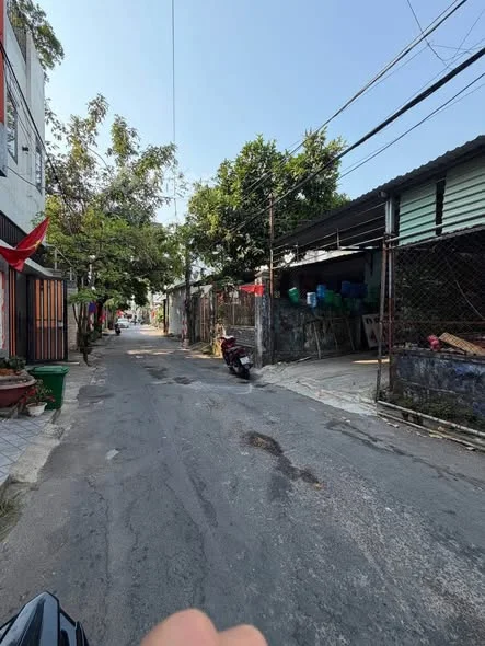 Chủ gửi bán lô đất kiệt oto đường Bùi Tá Hán, vị trí siêu đẹp gần bờ sông Hàn