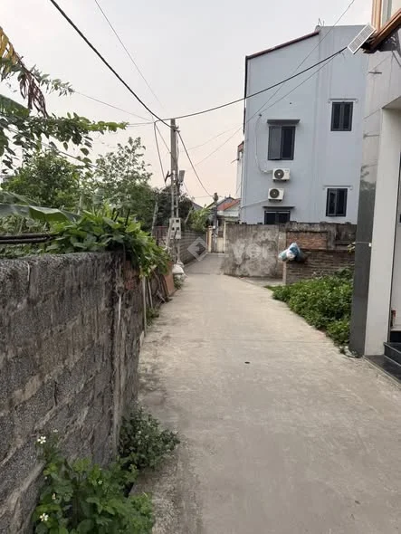 Chủ đất cần bán • Diện tích: 40,0m² • Vị trí: thôn kim bài, xã thanh oai - Thỏa thuận - 40m²