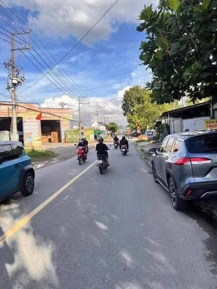 Bán đất mặt tiền đường Tô Vĩnh Diện, phường Tân Khánh, TP.HCM