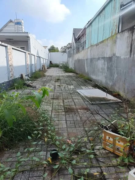 Mặt tiền Đường Trần Quốc Toản nối dài sát bên TTHC , Go Dĩ AnDT 222m2 thổ cư 160m2 ngang 5m9