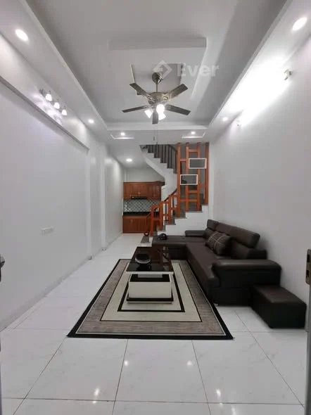 Giá Đầu 7 nhà ở thanh đàm
- Diện tích 31m2 + 5 tầng + 3 phòng ngủ
- Ngõ thông + 10m ra ô tô tránh