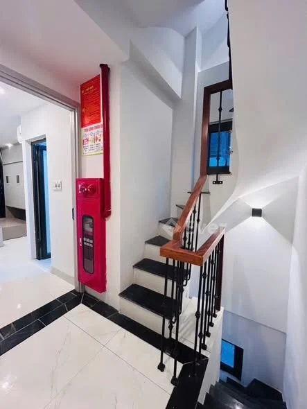 * Bán CCMN Đình thôn - Thang máy - 12 Phòng kk- Nhỉnh 14 Tỷ- Nhà xây mới, diện tích 55m2