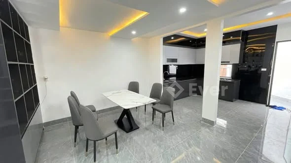 BÁN NHÀ MẶT ĐƯỜNG LƯƠNG VĂN CAN Mặt tiền 7,2m. Tổng dt 88,5m2 ODT