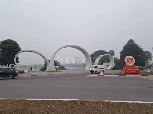 Giảm 1 tỷ – Bán đất Ngô Gia Tự, Việt Hưng 100m, MT 5.2m, ô tô tránh, KD, nhỉnh 16 tỷ