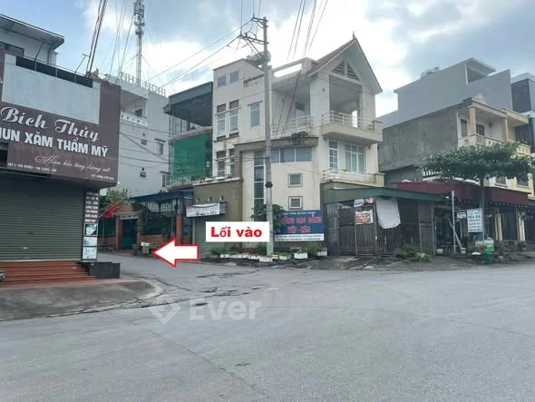 Bán đất gần trường Giao thông Hà Khẩu, đường ô tô 7m