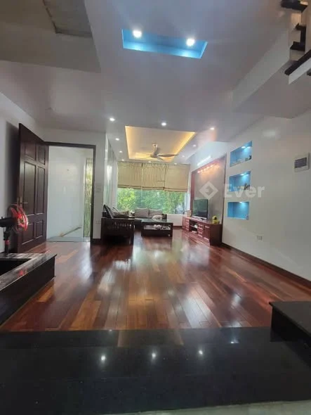 Nhà liền kề 7 tầng thang máy tại Đìa Lão