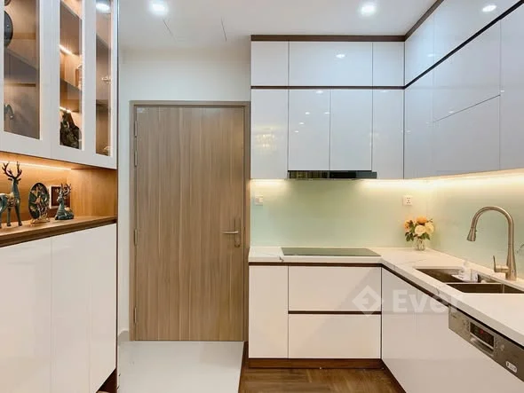 Cần bán căn hộ tòa mới khu vinsmart city tây mỗ. thiết kế 2 ngủ, đủ công năng, full nội thất xin sò.