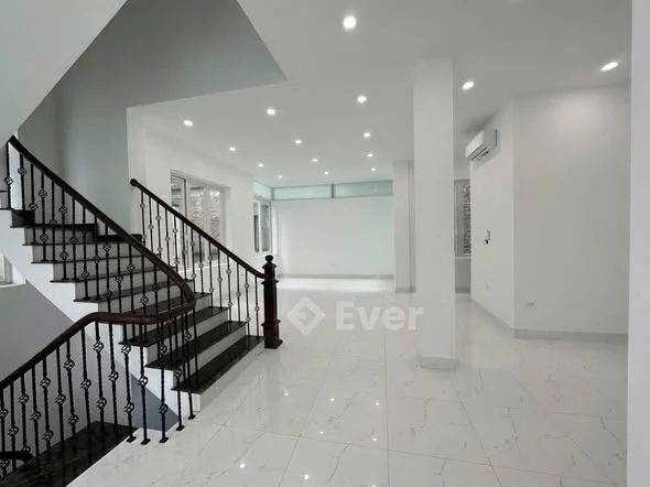 Lideco
BTSL 144m2 hướng Nam hoàn thiện
Sẵn sổ giá chỉ 20,x tỷ
Lh 0969961***