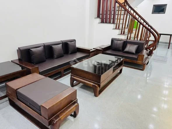 CẦN BÁN GẤP NHÀ 45M² x 4 TẦNG, THANG MÁY– VỊ TRÍ ĐẸP – SẴN Ở NGAY