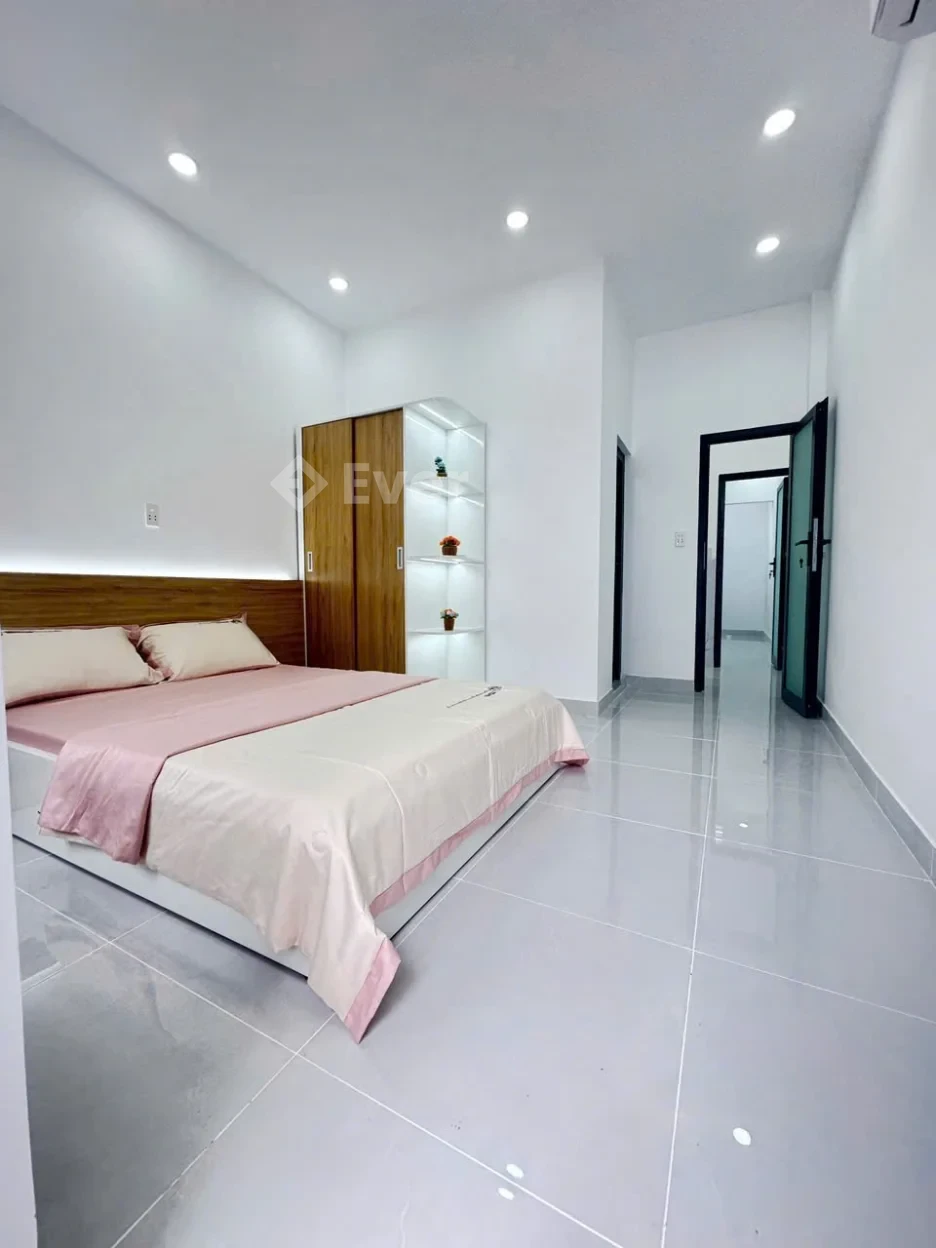 Nhà Phạm Văn Bạch – Tân Bình | Hẻm Ô Tô | 42m² | 2 Tầng – 3PN | Chỉ 4.88 Tỷ