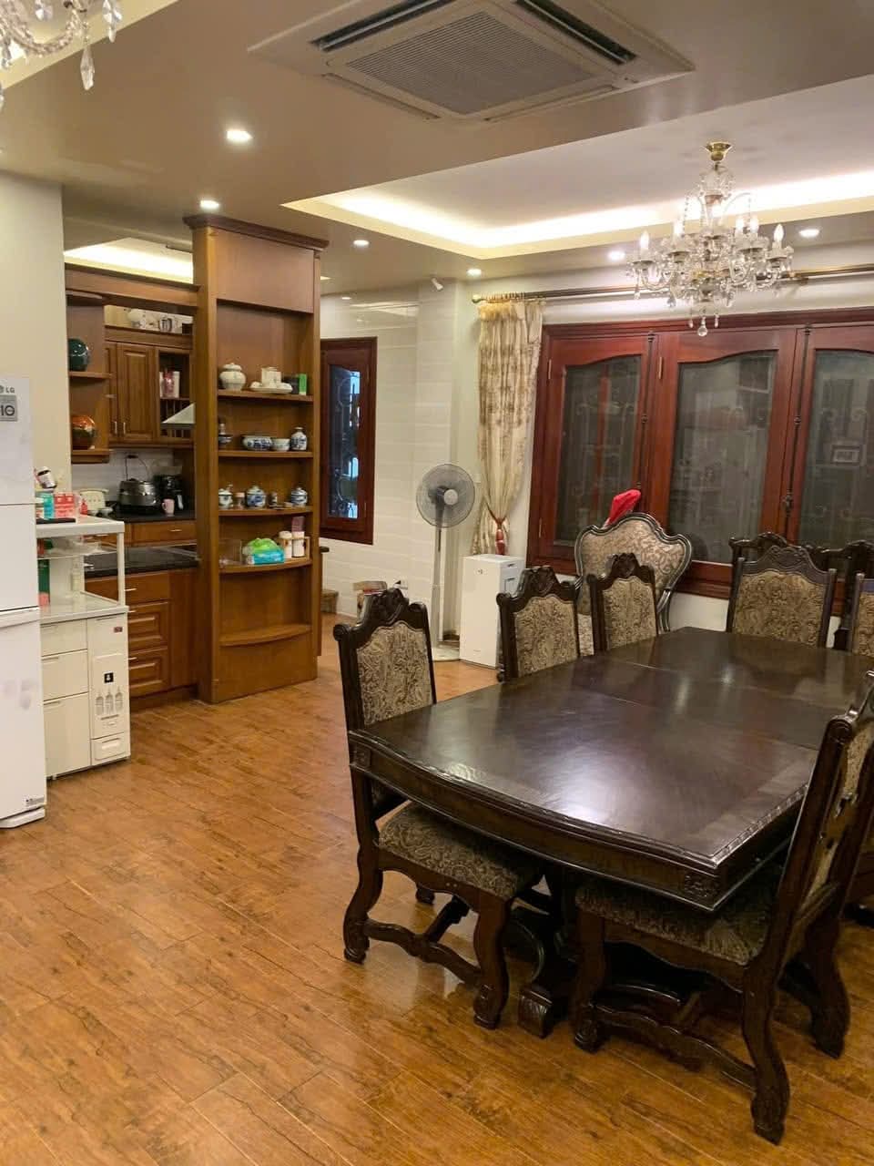 CẦN TÌM CHỦ MỚI TÂM HUYẾT CHO CĂN NHÀ SIÊU ĐẸP PHỐ ĐỘI CẤN - MẶT TIỀN SIÊU RỘNG - LÔ GÓC 2 MẶT NGÕ Ô TÔ TRÁNH, DỪNG ĐỖ NGÀY ĐÊM - GARA Ô TÔ - NỘI THẤT TIỀN TỶ.